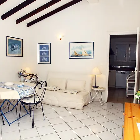 Les Hameaux De Pietragione Guest house *