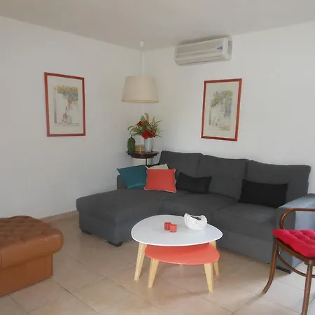 Les Hameaux De Pietragione Guest house *
