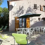 Les Hameaux De Pietragione Guest house